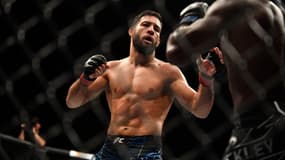 Nassourdine Imavov lors de son combat contre Joaquin Buckley à l'UFC Paris en septembre 2022