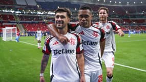 Giorgian De Arrascaeta céllèbre son but lors du match Flamengo-Cruz Azul (2-1, Coupe intercontinentale), le 10 décembre 2025