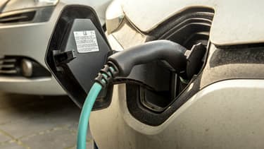 104.495 voitures électriques sont immatriculées en France.