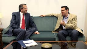 Le chef des conservateurs grecs, Antonis Samaras (à gauche) a entamé lundi les consultations en vue de bâtir un nouveau gouvernement. Le leader de la Coalition de la gauche radicale Syriza, Alexis Tsipras (à droite) a refusé de rejoindre un gouvernement f