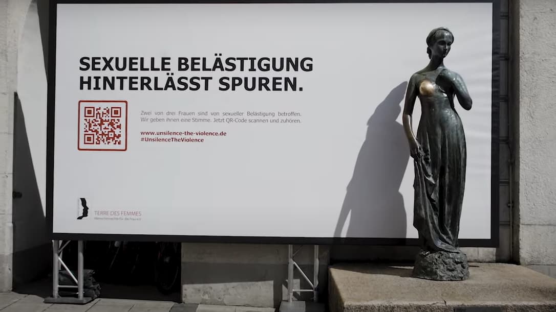 Capture d'écran de la vidéo de l'association allemande Terre de Femme à l'origine d'une campagne de sensibilisation contre le harcèlement sexuel déployée en Allemagne en avril 2024. Capture d'écran de la vidéo de l'association allemande Terre de Femme à l'origine d'une campagne de sensibilisation contre le harcèlement sexuel déployée en Allemagne en avril 2024.