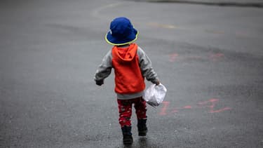 Un enfant à Stamford, aux Etats-Unis, le 17 mars 2020.