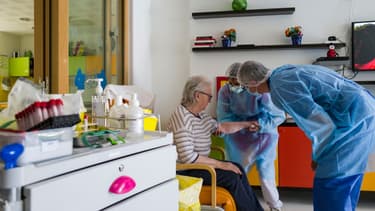 Test de dépistage du Covid-19 dans un Ehpad. (Photo d'illustration)