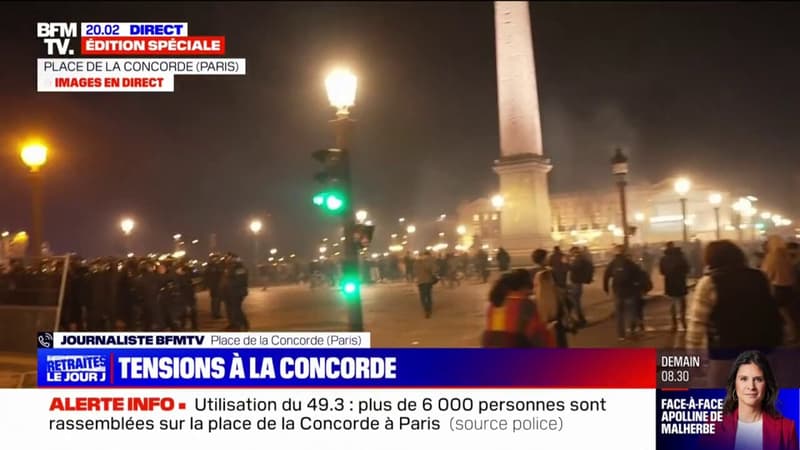 Paris: les manifestants concentrés en face de l'Assemblée sont en train d'être repoussés de l'autre côté de la place de la Concorde