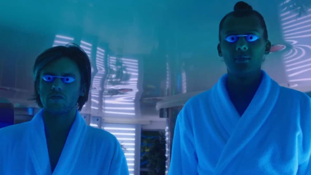 OrelSan et Stromae dans le clip "La Pluie" OrelSan et Stromae dans le clip "La Pluie"