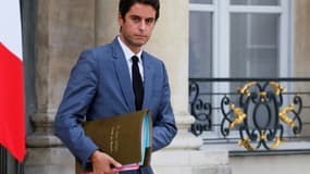 Le porte-parole du gouvernement Gabriel Attal à l'issue d'un conseil des ministres à l'Elysée, le 7 octobre 2021