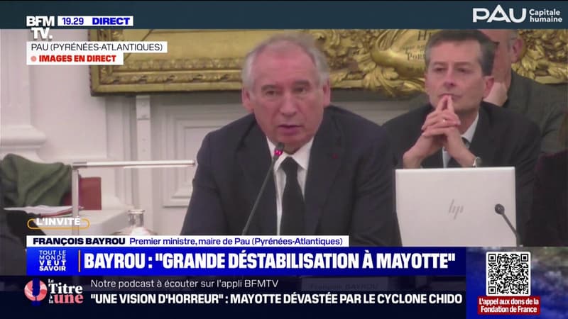 Français Bayrou demande une minute de silence pour Mayotte au conseil municipal de Pau