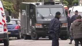 Plusieurs forces de l'ordre ont été mobilisées lors du siège de l'appartement de Mohammed Merah à Toulouse, le 22 mars 2012