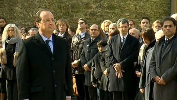 En février dernier, François Hollande s'était déjà rendu au Mont-Valérien, pour rendre hommage au groupe Manouchian. En février dernier, François Hollande s'était déjà rendu au Mont-Valérien, pour rendre hommage au groupe Manouchian.