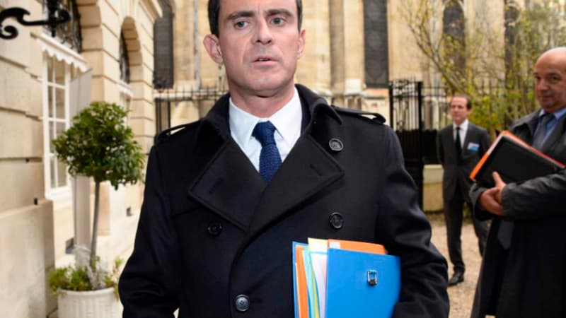 Manuel Valls estime que les revendications du patronat ne doivent pas être "un prétexte à l'inaction" sur le pacte.