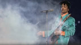 Prince sur scène en février 2007 à Chicago