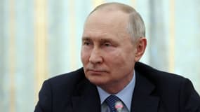 Le président russe Vladimir Poutine rencontre des correspondants de guerre à Moscou le 13 juin 2023.
