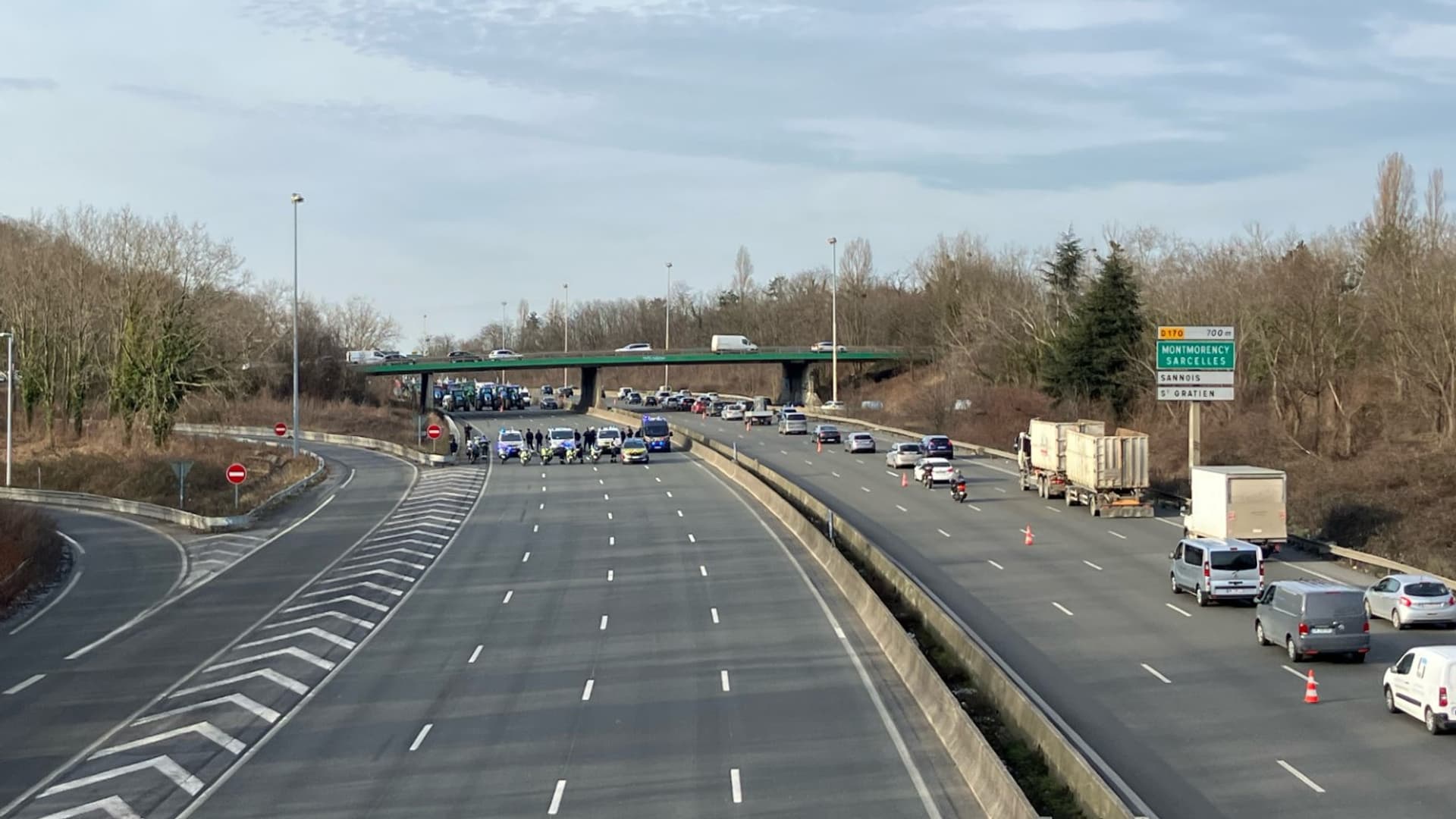 Blocage de l'A15 le lundi 29 janvier 2024 Blocage de l'A15 le lundi 29 janvier 2024