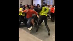 Chaos dans les travées de Wembley