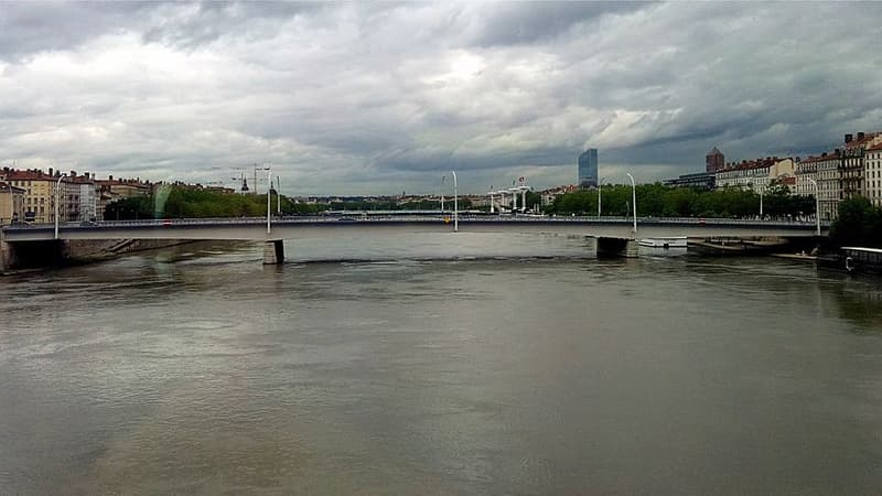 Le corps a été repêché au niveau du pont Gallieni.