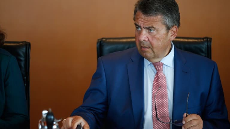 Le ministre des Affaires étrangères Sigmar Gabriel lors d'une réunion de son cabinet en août 2017 (image d'illustration)