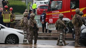Des forces de l'ordre et des pompiers mobilisés après une explosion près du Parlement turc à Ankara, le 1er octobre 2023 (Photo d'Illustration)