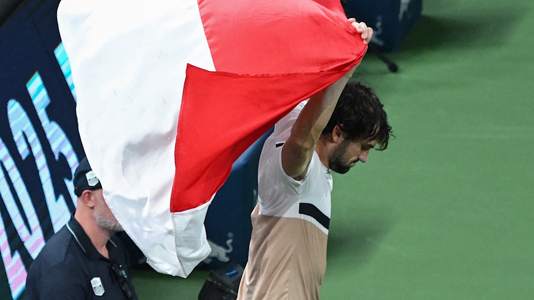 "UN TRÈS GRAND MOMENT POUR LE SPORT MONÉGASQUE": VALENTIN VACHEROT FÉLICITÉ PAR LE PRINCE ALBERT II DE MONACO APRÈS SON SACRE AU MASTERS 1000 DE SHANGHAÏ