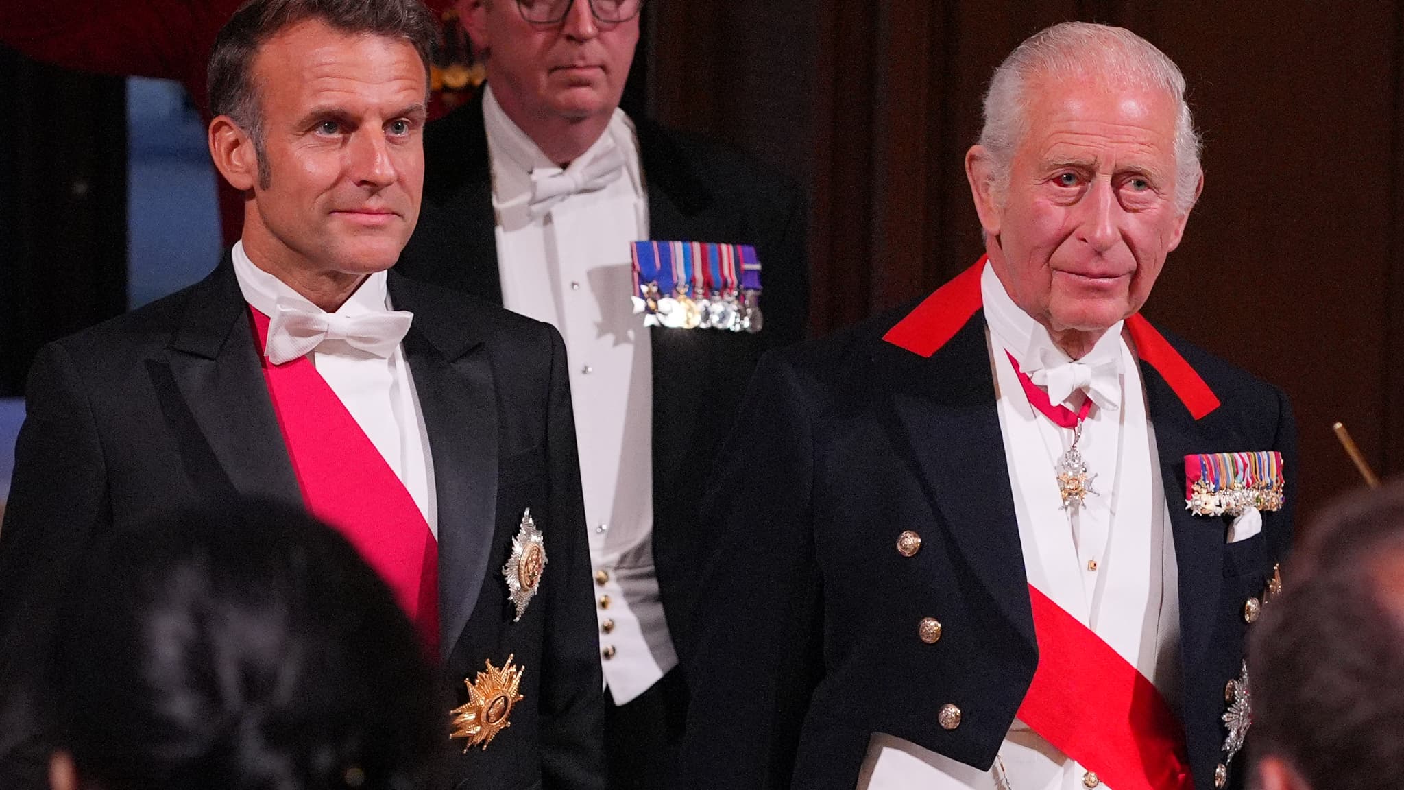 Emmanuel Macron au Royaume-Uni: défilé à Windsor et discours au Parlement  britannique pour le premier jour de la visite d'État