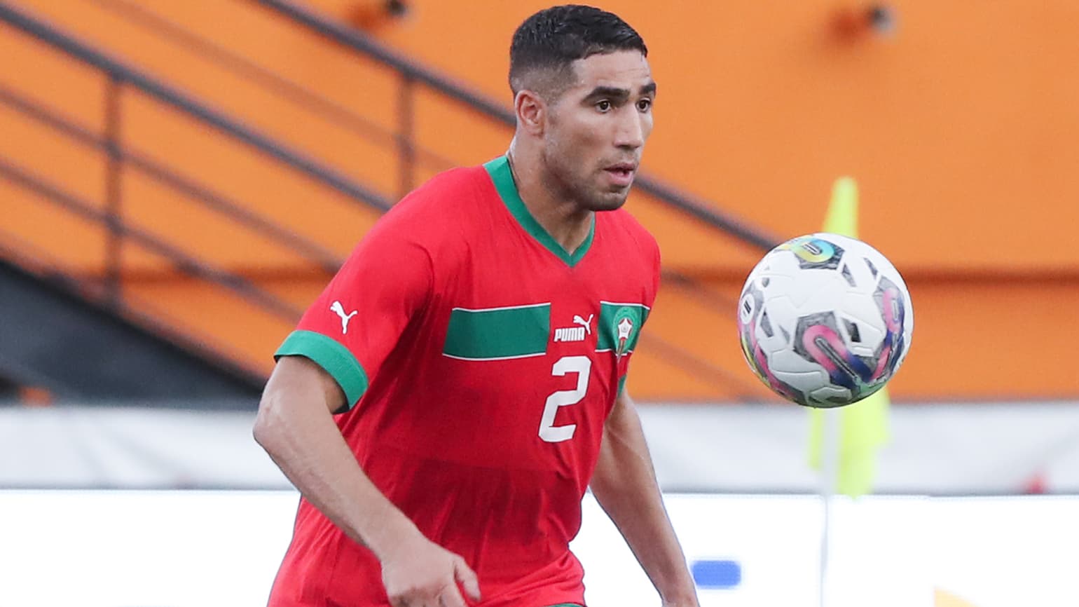 Achraf Hakim com a equipe do Marrocos, 14 de outubro de 2023 Achraf Hakim com a equipe do Marrocos, 14 de outubro de 2023