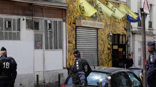 Un homme a agressé vendredi soir au couteau deux spectateurs du Lavoir Moderne, ici en mai 2013 alors que la salle hébergeait les militantes parisiennes du mouvement des Femen.