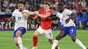 William Saliba et Dayot Upamecano, à Düsseldorf le 17 juin 2024