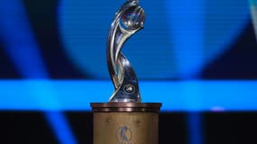 Trophée de l'Euro-2022 féminin de football
