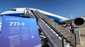 Un Boeing 777-9 au Dubai Airshow le 13 novembre 2023