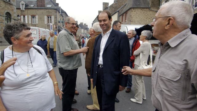 Guénhaël Huet, le 12 juin 2007 à Sourdeval, dans le cadre de la campagne pour les élections législatives.
