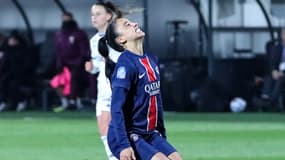 La latérale Sakina Karchaoui pendant un match du PSG en D1, le 15 mars 2025