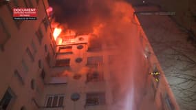 L'intervention des pompiers de Paris rue Erlanger a permis de sauver 68 personnes.