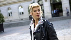 Frigide Barjot arrivant à une conférence de presse en mai dernier.