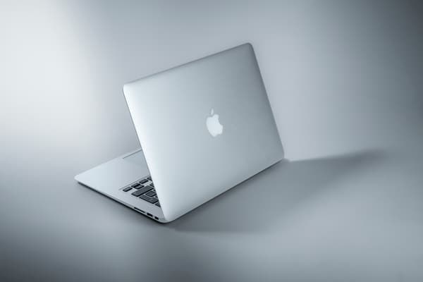 MacBook Air : chute de prix sur le célèbre PC portable Apple