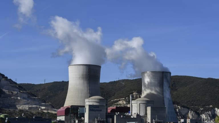 EDF a réclamé une indemnité de 8,34 milliards d'euros auprès de l'Etat à la suite de la décision du gouvernement d'attribuer des volumes d'électricité nucléaire bon marché supplémentaires à ses concurrents