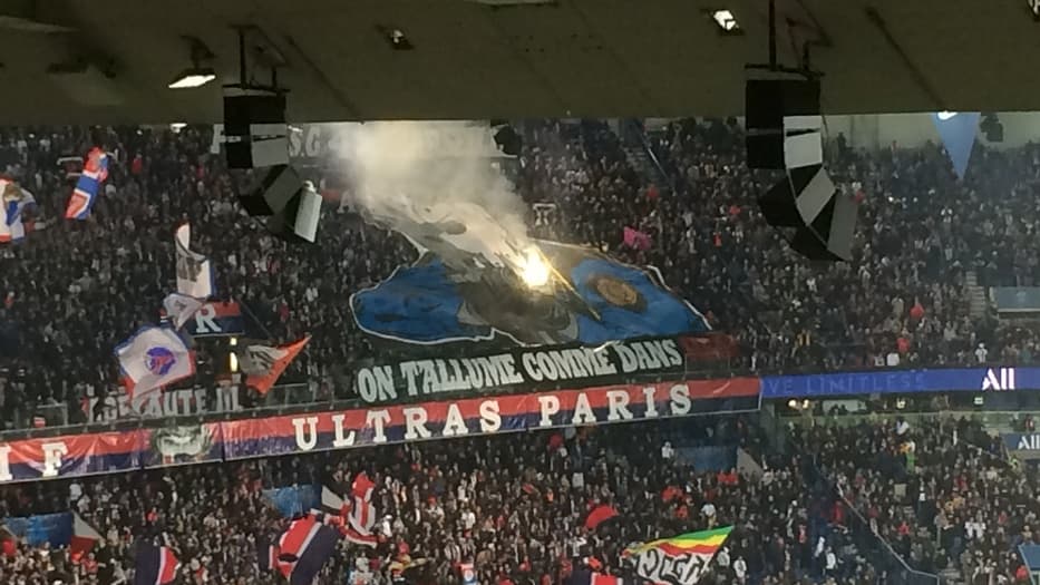 Le tifo au coup de sifflet final