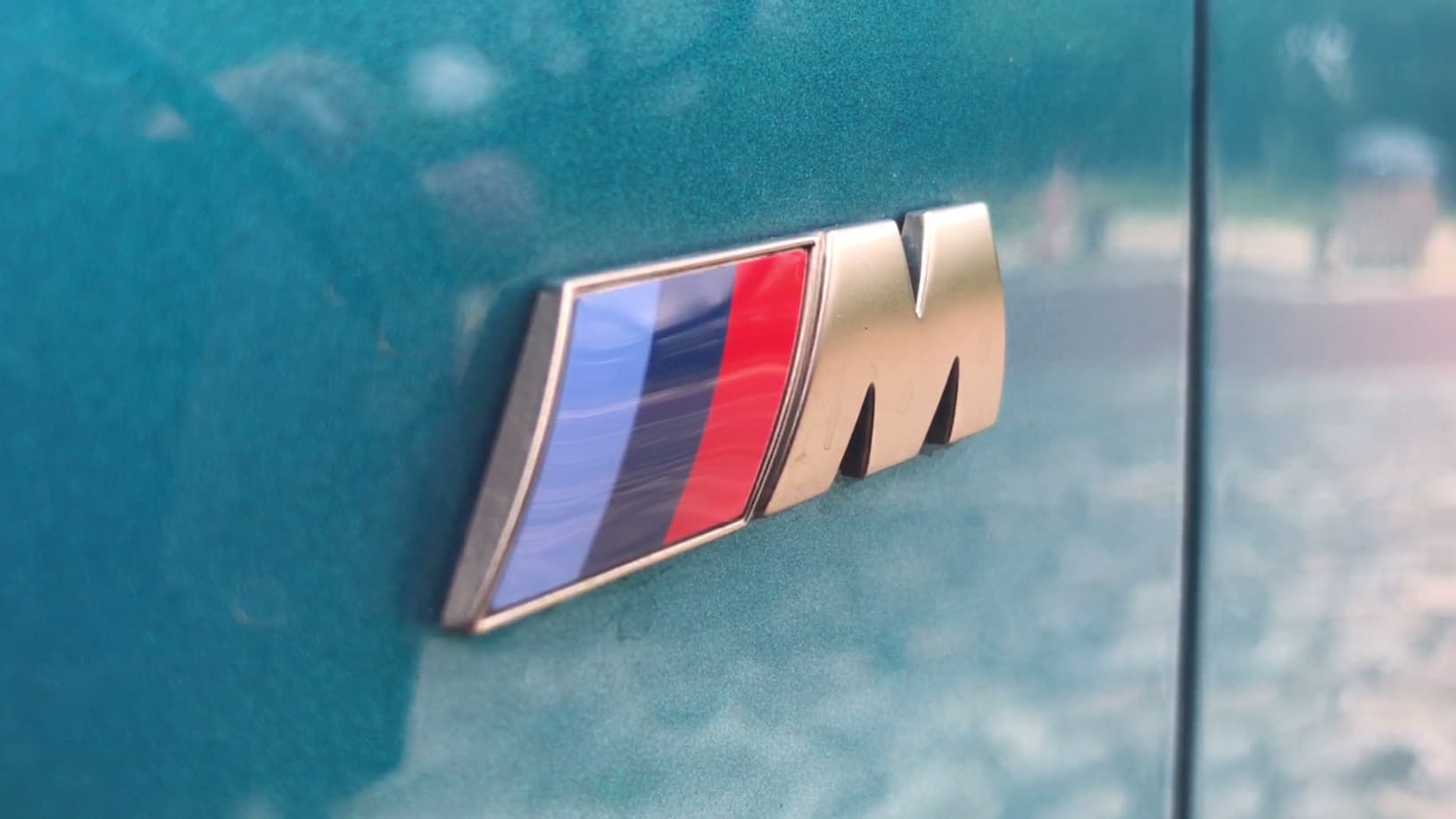 La Série 2 Gran Coupé se décline dans une version M235i, dotée d'un quatre cylindres de 306 chevaux, alors que le reste de la gamme dispose d'une motorisation trois cylindres. La Série 2 Gran Coupé se décline dans une version M235i, dotée d'un quatre cylindres de 306 chevaux, alors que le reste de la gamme dispose d'une motorisation trois cylindres.