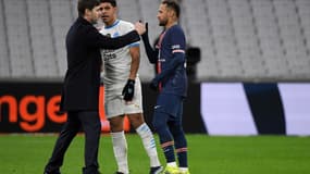 Mauricio Pochettino salue Neymar au coup de sifflet final