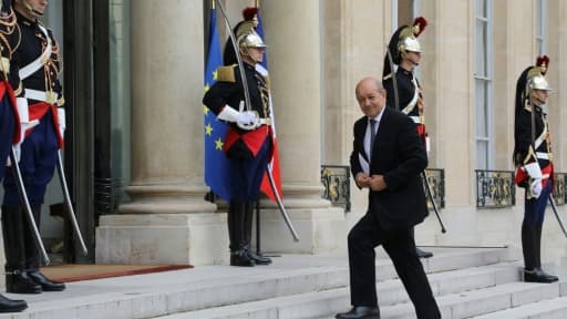 Le ministre des Affaires étrangères, Jean-Yves Le Drian, le 31 août 2017 à l'Elysée, à Paris