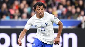 Jules Koundé avec l'équipe de France, le 24 mars 2023