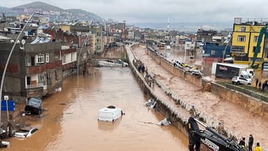 Vue de Sanliurfa, en Turquie, sous les eaux le 15 mars. 