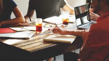 Les entreprises tentent de conserver leurs jeunes talents