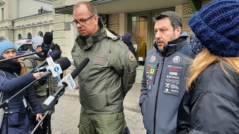 Matteo Salvini ce mardi 8 mars 2022, en visite à Przemysl, en Pologne, ville frontalière de l'Ukraine
