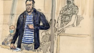 L'accusé Salah Abdeslam devant la cour d'assises spéciale au palais de justice de Paris, le 13 avril 2022