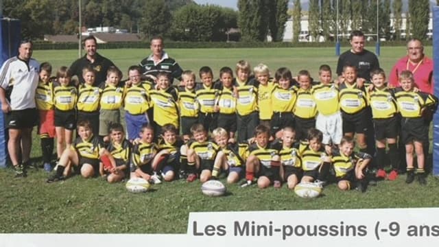 Marko Gazzotti, le 7e en partant de la gauche chez les joueurs debout Marko Gazzotti, le 7e en partant de la gauche chez les joueurs debout