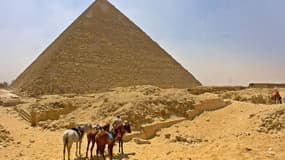 La pyramide de Khéops est la seule des sept merveilles de l'Antiquité encore visible aujourd'hui.
