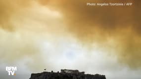 À cause des incendies, l'Acropole d'Athènes est pris dans d'épaisses fumées