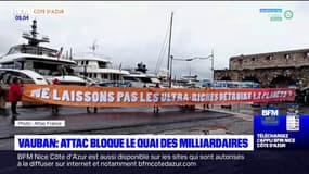 Antibes: des militants d'Attac bloquent le quai des milliardaires pour dénoncer la pollution des méga-yachts