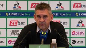 Jocelyn Gourvennec en conférence de presse, à Saint-Étienne le 21 août 2021