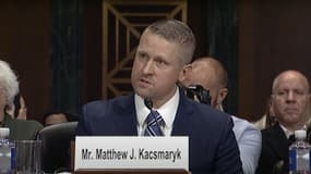 Matthew Kacsmaryk est entendu par le sénateur Sheldon Whitehouse en 2017