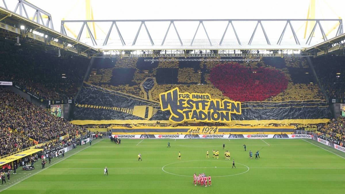 Le fameux tifo qui a provoqué l'ire de Signal Iduna